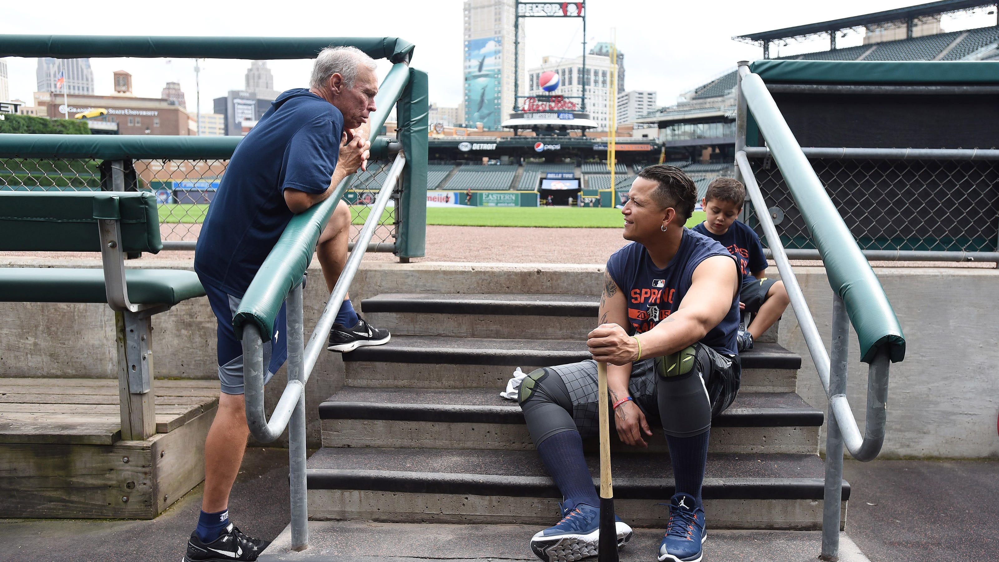 As Cabrera takes his final swings, Tigers legend Alan Trammell shares his  last-hit story