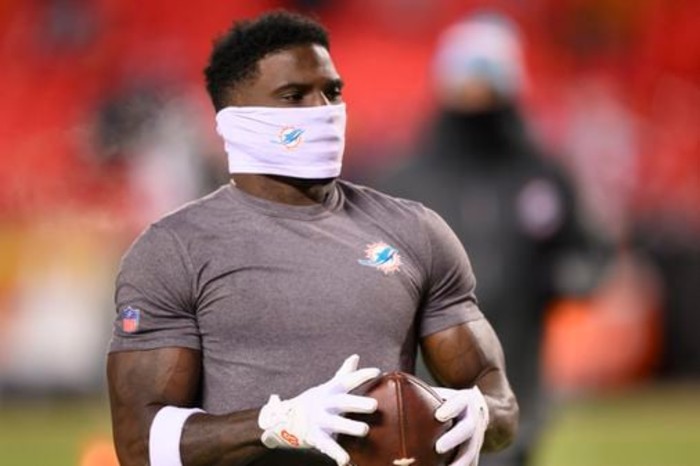 Chiefs and Dolphins play 4th-coldest game in NFL history as deep