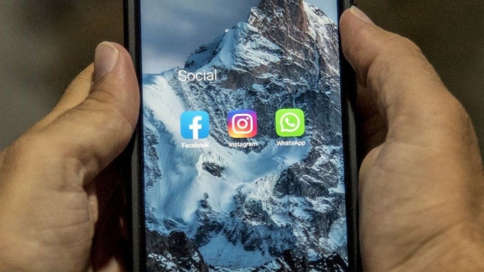 technology, social media, Facebook, WhatsApp, Instagram