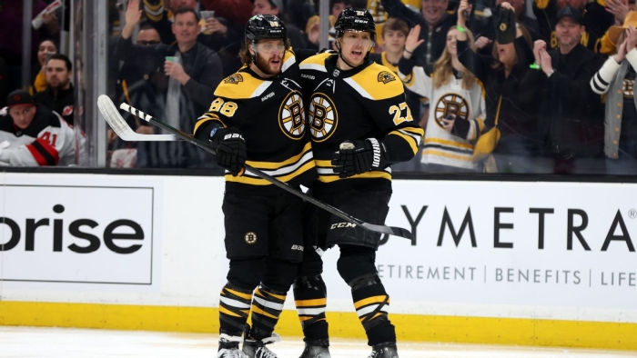 Boston Bruins secure NHL record for single-season victories - ESPN